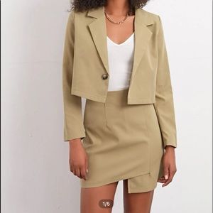 Single Button Solid Blazer & skirt set